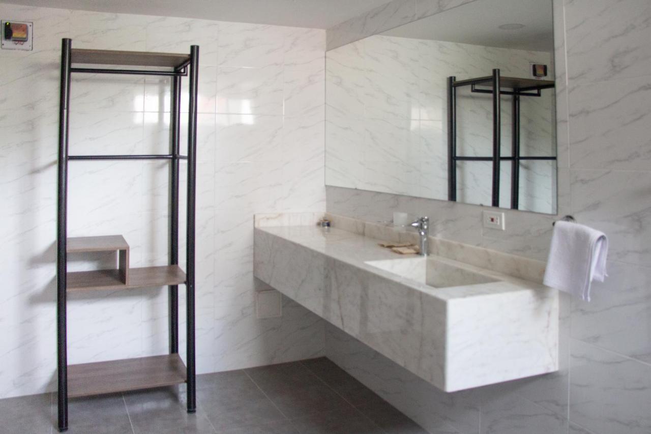 Edificio Casa Tabor Bed & Breakfast Barranquilla  Exterior photo